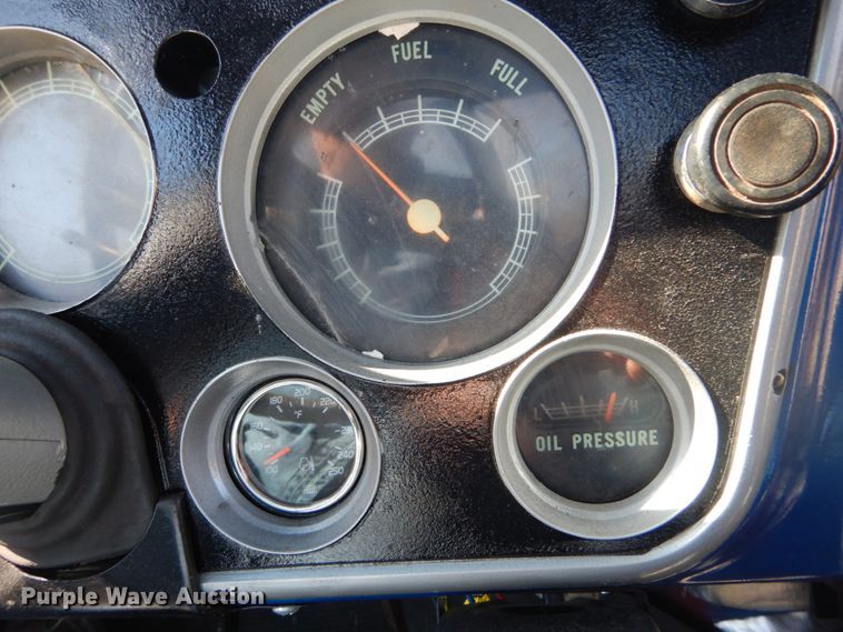 image for item GB9805 1971 Chevrolet Custom 20 pickup truck