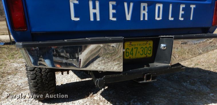 image for item GB9805 1971 Chevrolet Custom 20 pickup truck