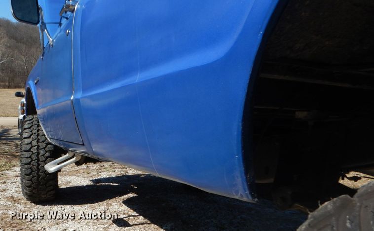 image for item GB9805 1971 Chevrolet Custom 20 pickup truck