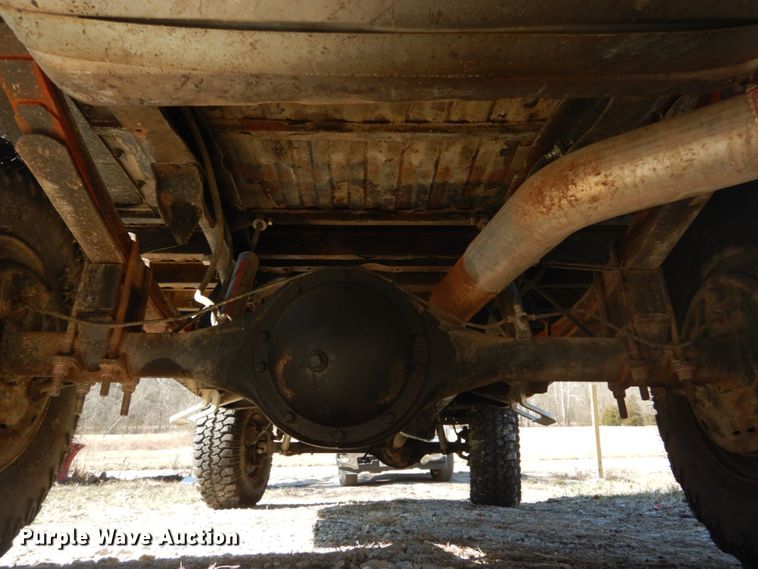 image for item GB9805 1971 Chevrolet Custom 20 pickup truck