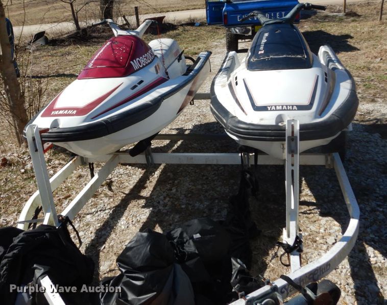 image for item GB9806 (2) Yamaha Waverunner III personal watercrafts