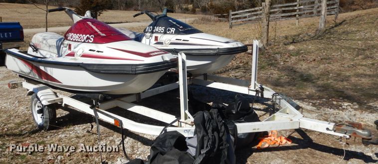 image for item GB9806 (2) Yamaha Waverunner III personal watercrafts