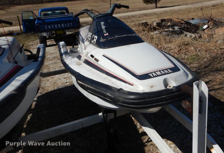 image for item GB9806 (2) Yamaha Waverunner III personal watercrafts