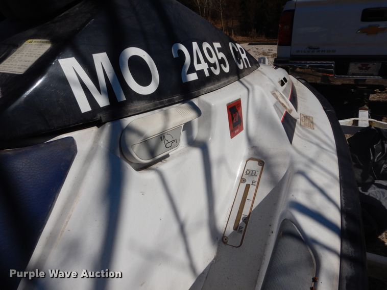 image for item GB9806 (2) Yamaha Waverunner III personal watercrafts