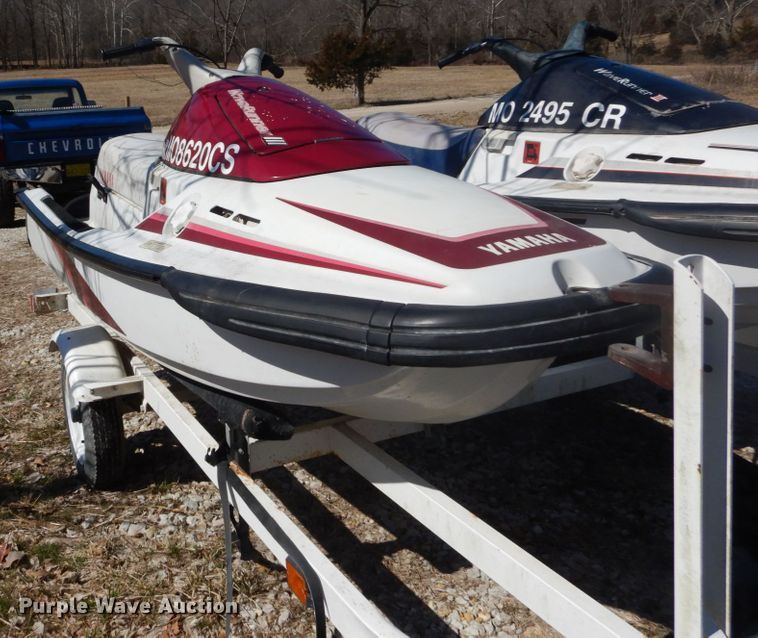 image for item GB9806 (2) Yamaha Waverunner III personal watercrafts