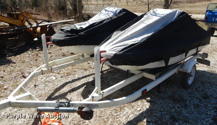 image for item GB9806 (2) Yamaha Waverunner III personal watercrafts