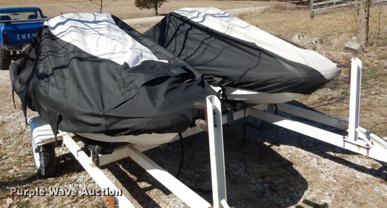 image for item GB9806 (2) Yamaha Waverunner III personal watercrafts