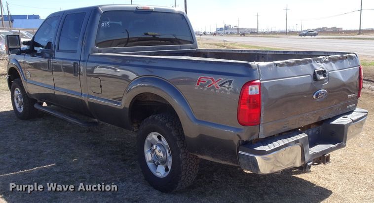 image for item GC9184 2015 Ford F250 Super Duty Crew Cab pickup truck