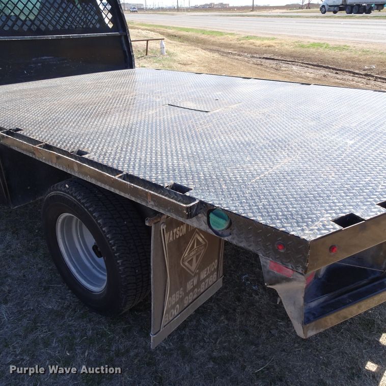 image for item GC9185 2017 Ford F350 Super Duty flatbed pickup truck