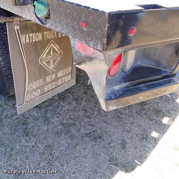 image for item GC9185 2017 Ford F350 Super Duty flatbed pickup truck