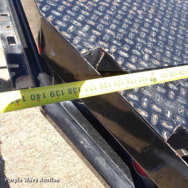 image for item GC9185 2017 Ford F350 Super Duty flatbed pickup truck