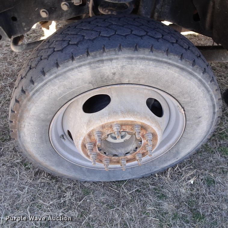 image for item GC9186 2015 Ford F450 Super Duty Crew Cab winch truck