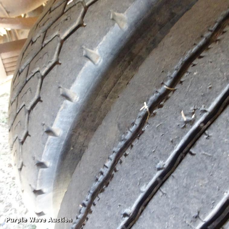 image for item GC9186 2015 Ford F450 Super Duty Crew Cab winch truck