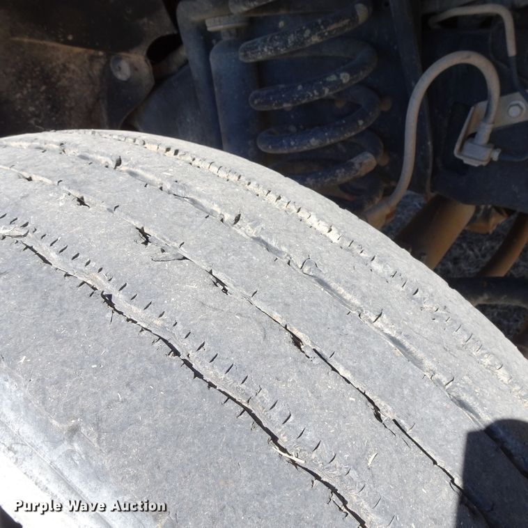 image for item GC9186 2015 Ford F450 Super Duty Crew Cab winch truck