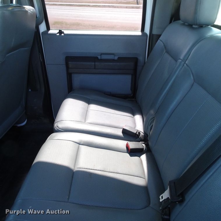 image for item GC9186 2015 Ford F450 Super Duty Crew Cab winch truck