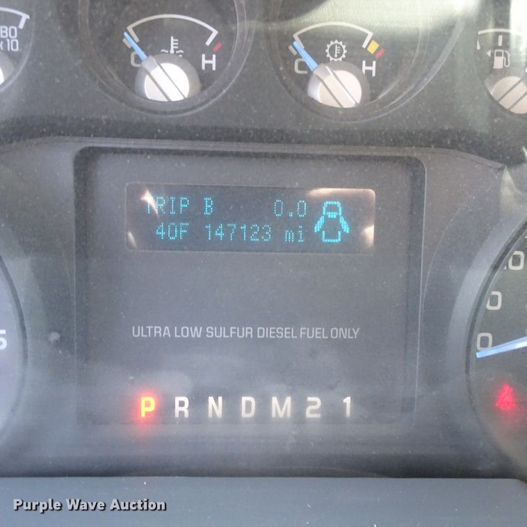 image for item GC9186 2015 Ford F450 Super Duty Crew Cab winch truck