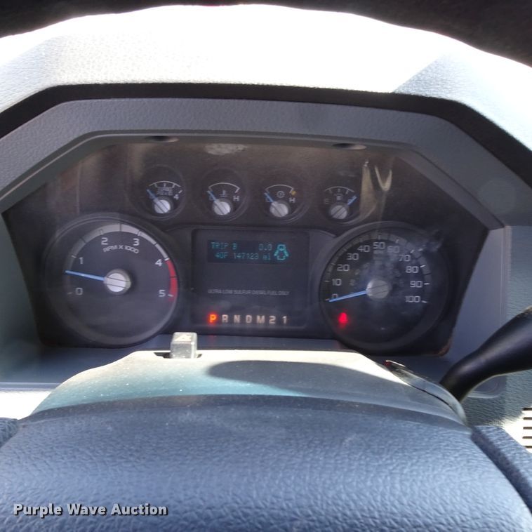 image for item GC9186 2015 Ford F450 Super Duty Crew Cab winch truck