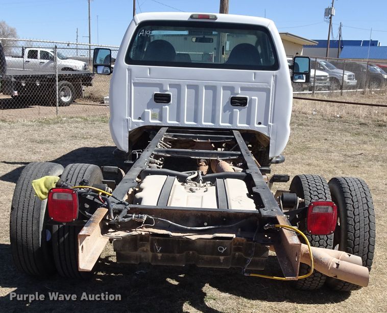 image for item GC9187 2010 Ford F450 Super Duty truck cab and chassis