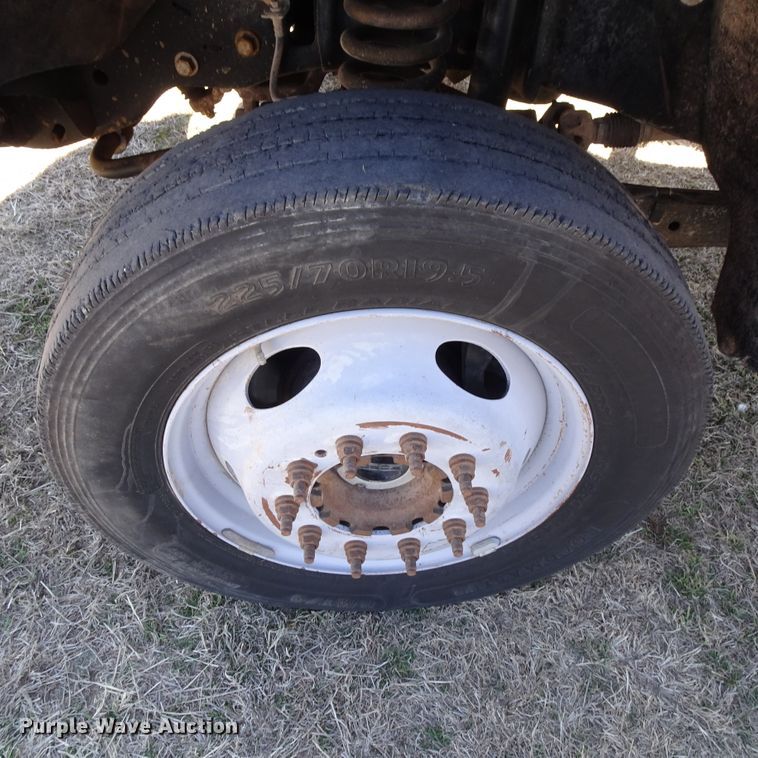 image for item GC9187 2010 Ford F450 Super Duty truck cab and chassis