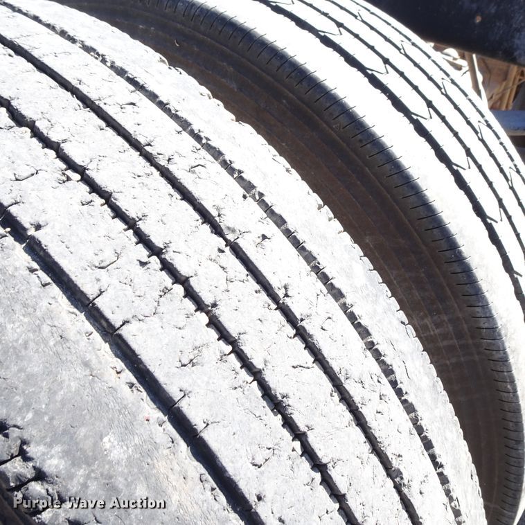 image for item GC9187 2010 Ford F450 Super Duty truck cab and chassis