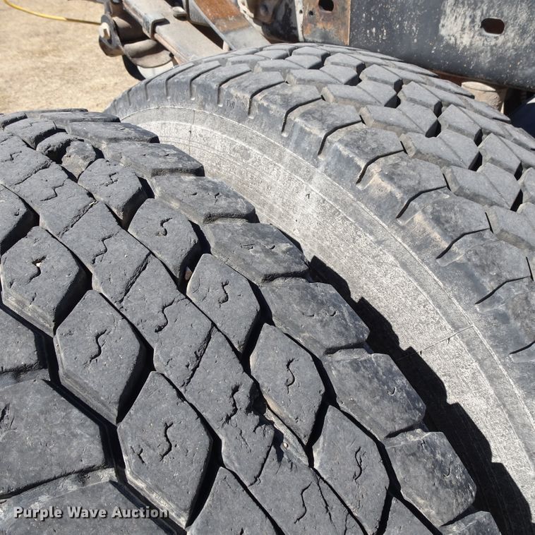 image for item GC9187 2010 Ford F450 Super Duty truck cab and chassis