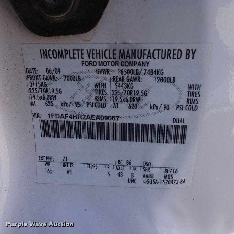 image for item GC9187 2010 Ford F450 Super Duty truck cab and chassis