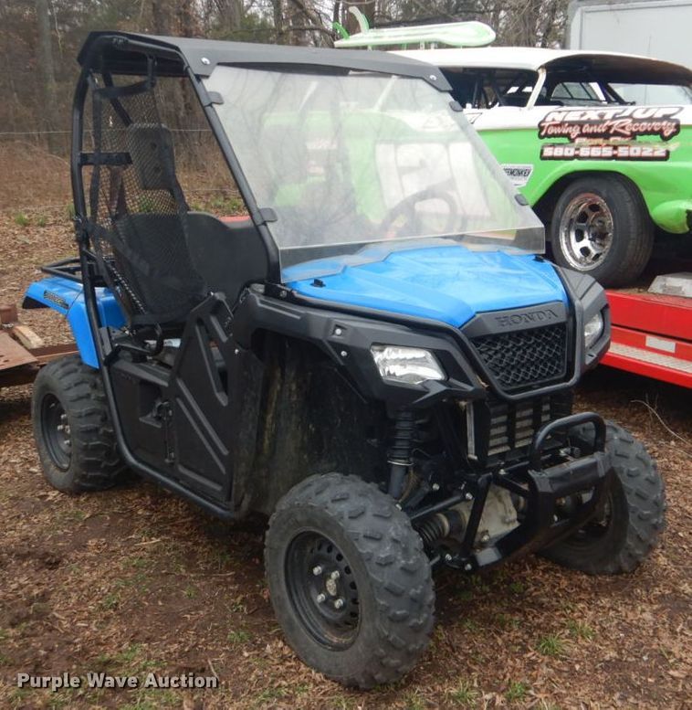 image for item GD9044 2016 Honda Pioneer utility vehicle