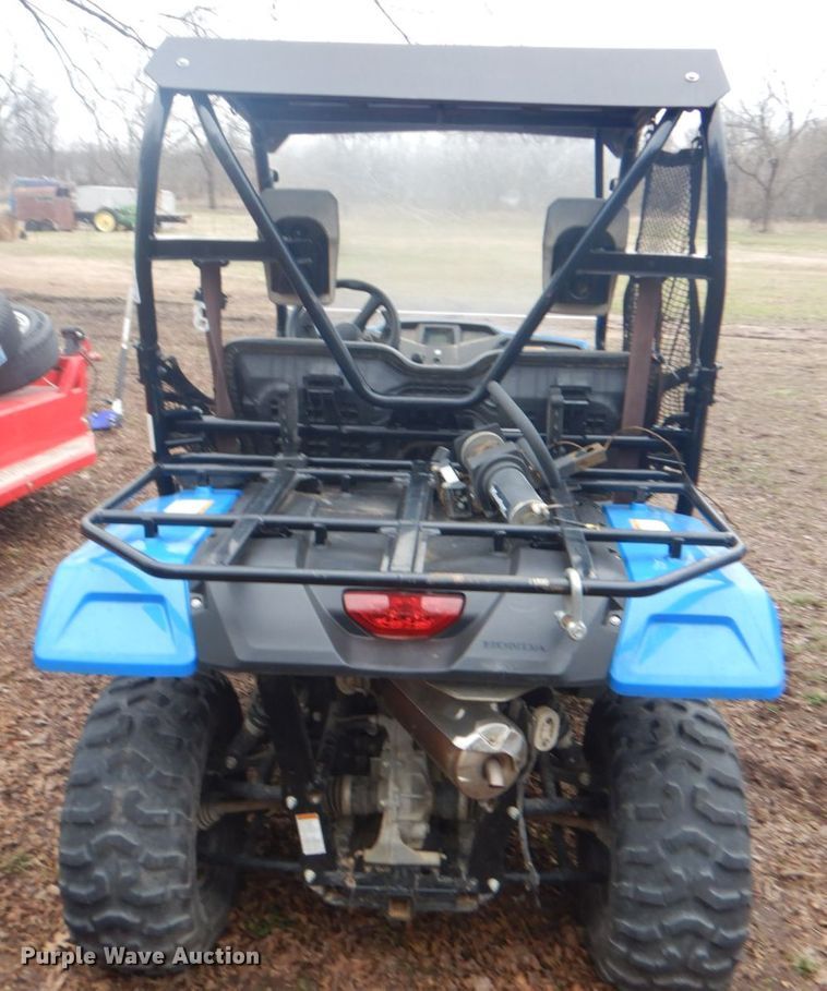 image for item GD9044 2016 Honda Pioneer utility vehicle