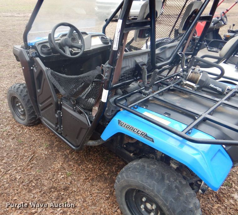 image for item GD9044 2016 Honda Pioneer utility vehicle