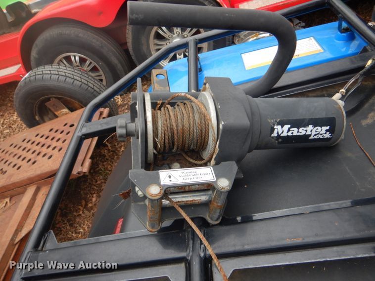 image for item GD9044 2016 Honda Pioneer utility vehicle