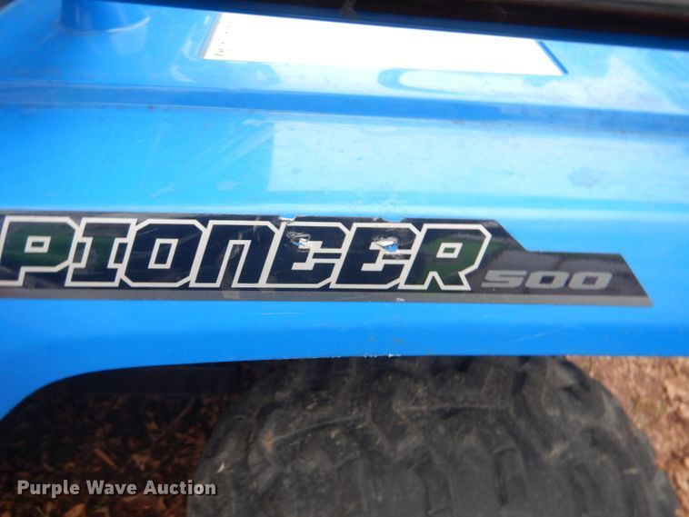 image for item GD9044 2016 Honda Pioneer utility vehicle