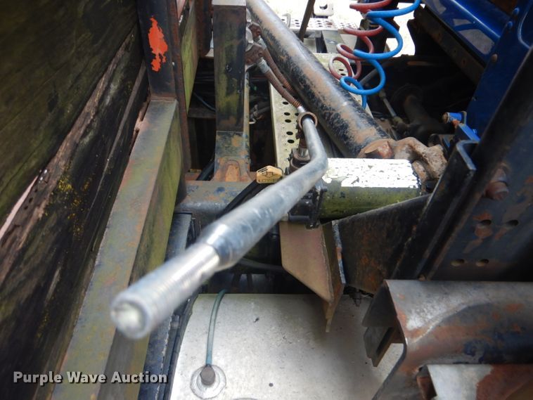 image for item GD9049 1993 Freightliner FLA flatbed truck