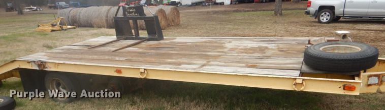 image for item GD9052 1988 Belshe T-9 equipment trailer