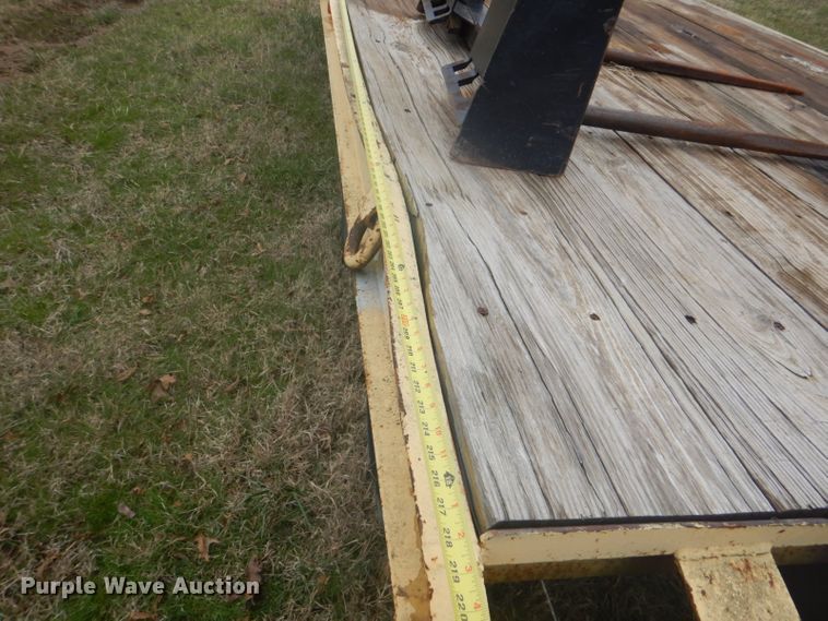 image for item GD9052 1988 Belshe T-9 equipment trailer