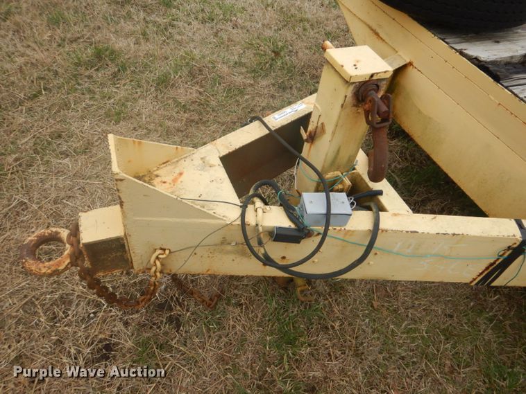 image for item GD9052 1988 Belshe T-9 equipment trailer