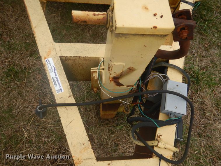 image for item GD9052 1988 Belshe T-9 equipment trailer