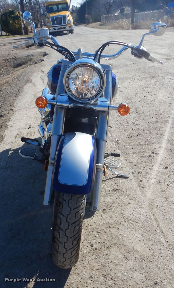 image for item GD9161 2008 Suzuki VL800 motorcycle