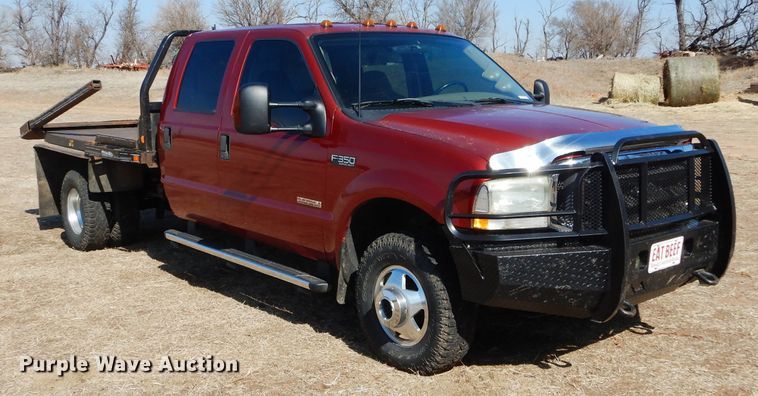 image for item GE9179 2003 Ford F350 Super Duty bale bed pickup truck