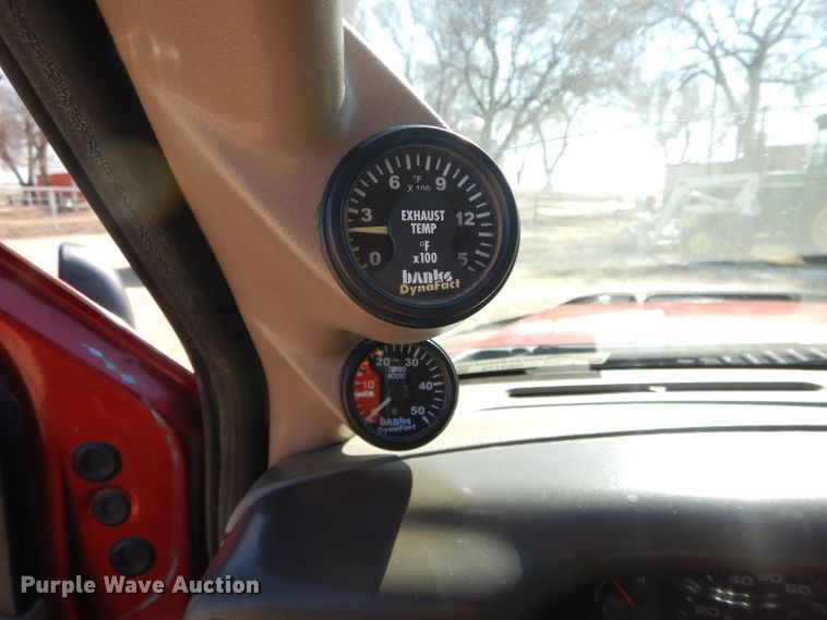 image for item GE9179 2003 Ford F350 Super Duty bale bed pickup truck