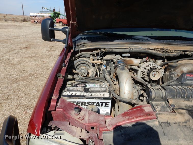 image for item GE9179 2003 Ford F350 Super Duty bale bed pickup truck