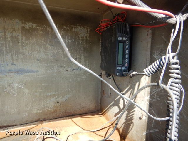 image for item GF9080 2004 Chevrolet C7500 Crew Cab utility truck