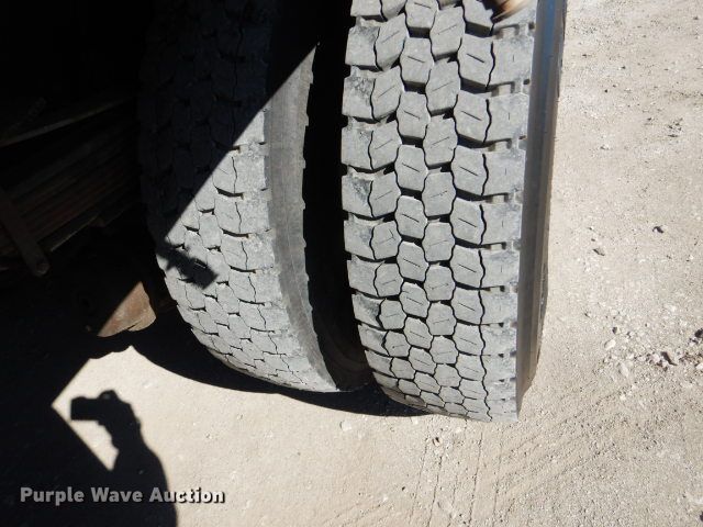 image for item GF9080 2004 Chevrolet C7500 Crew Cab utility truck