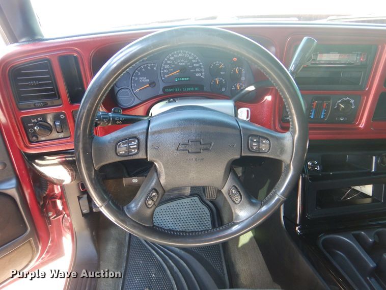 image for item GF9095 2004 Chevrolet Silverado 1500 Ext. Cab pickup truck