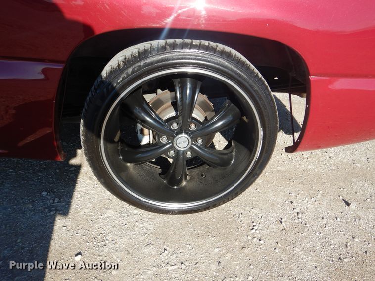 image for item GF9095 2004 Chevrolet Silverado 1500 Ext. Cab pickup truck