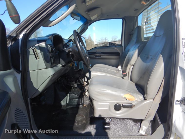 image for item GF9096 2006 Ford F250 Super Duty pickup truck