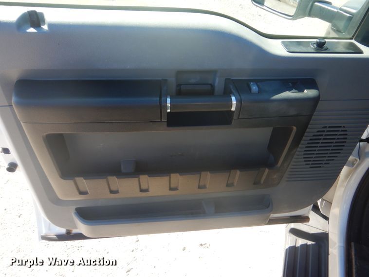 image for item GF9099 2012 Ford F450 Super Duty service truck