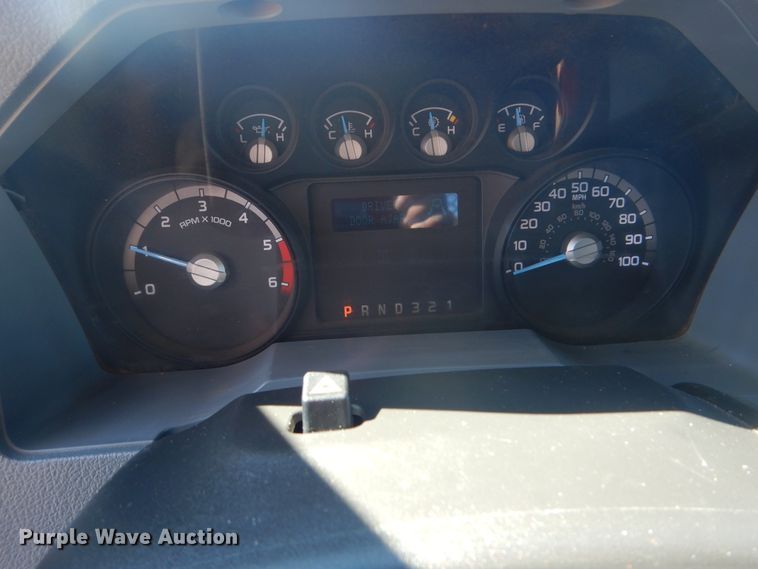 image for item GF9099 2012 Ford F450 Super Duty service truck