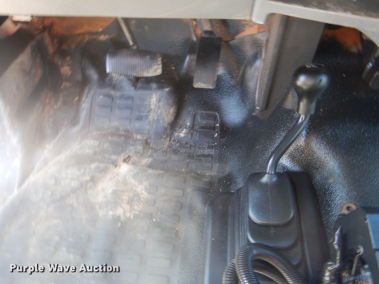 image for item GF9099 2012 Ford F450 Super Duty service truck