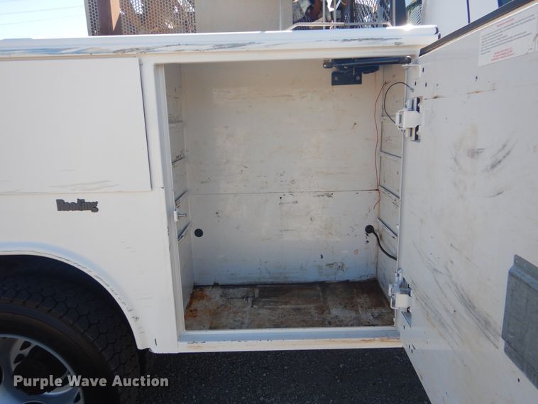 image for item GF9099 2012 Ford F450 Super Duty service truck