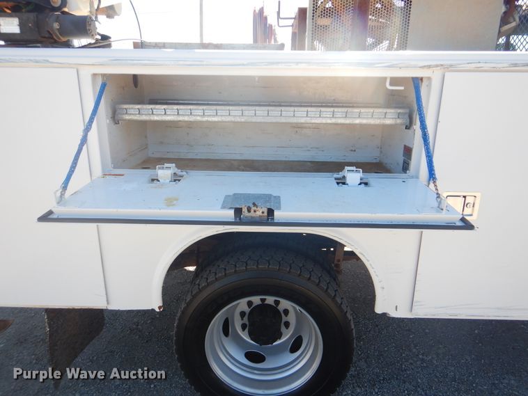 image for item GF9099 2012 Ford F450 Super Duty service truck